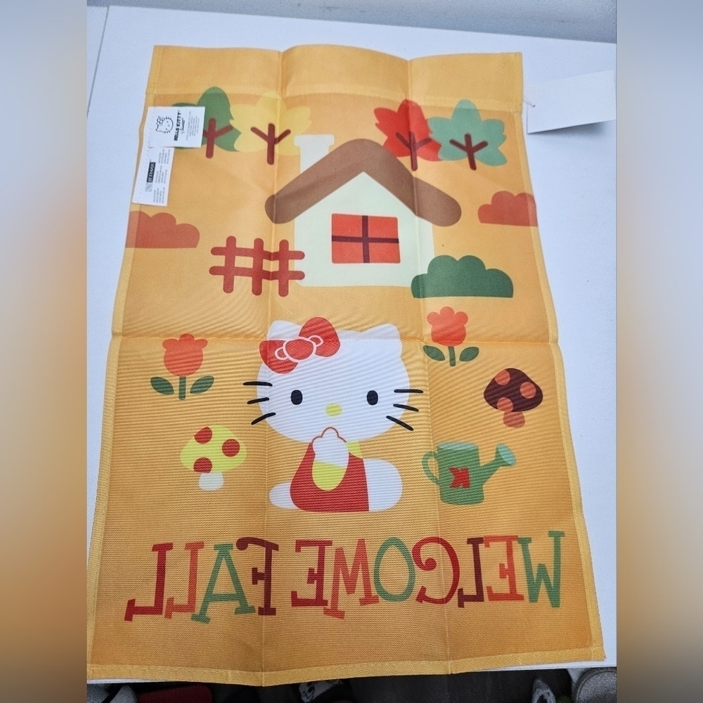 Hello kitty garden flag decoration - Picture 2 of 5